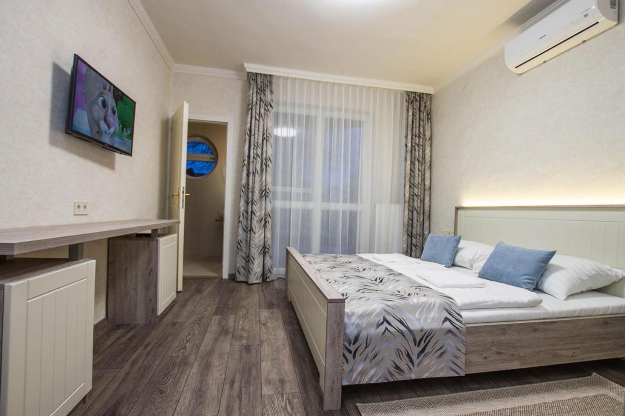 Hotel Járja Panzió Hajdúszoboszló Exterior foto
